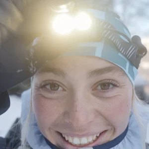 Lampe LED frontale recharge 1000 lumens batterie déportée